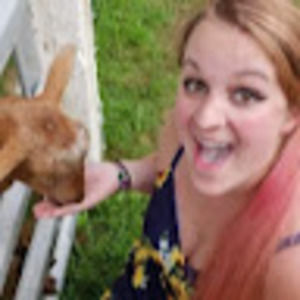 Meet your Posher, Kacey